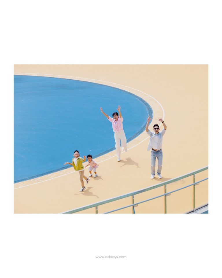 Instagram post from oddays.photo. This post is in position 14.