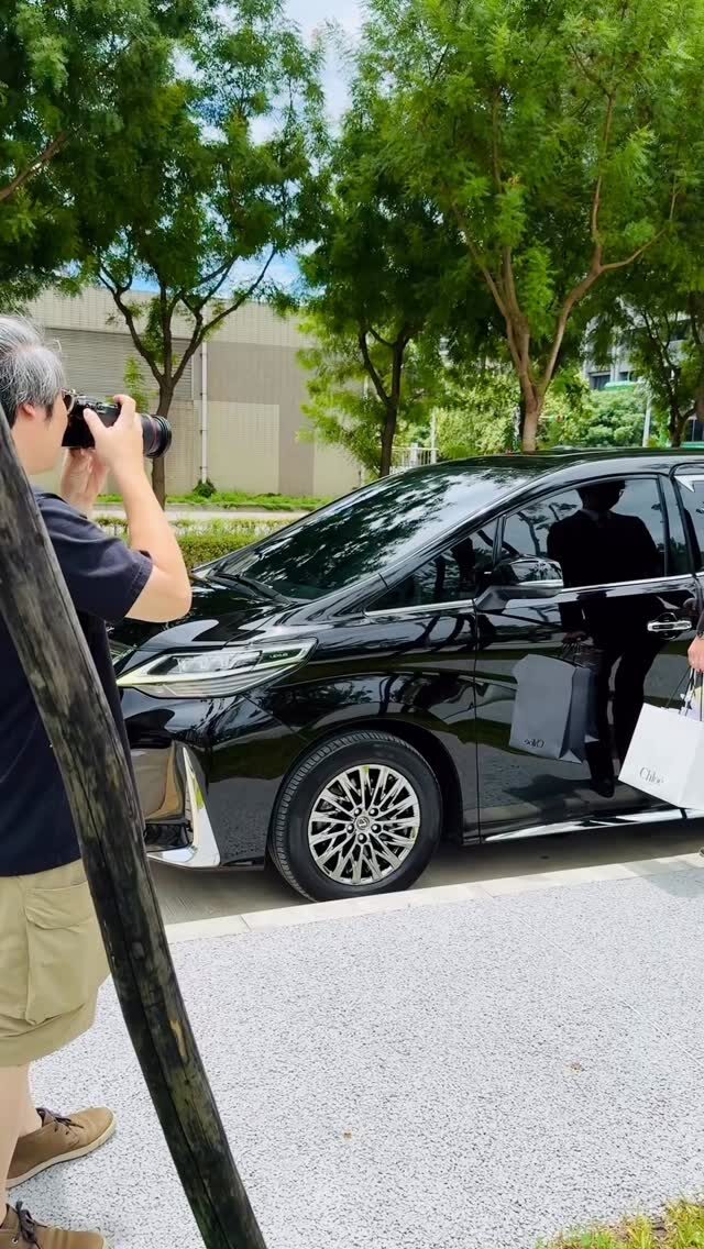 Instagram post from oddays.photo. This post is in position 3.